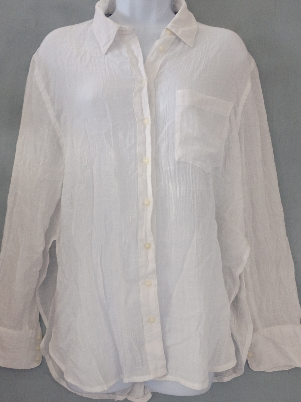 Classic White Linen Men's Button-Up Shirt